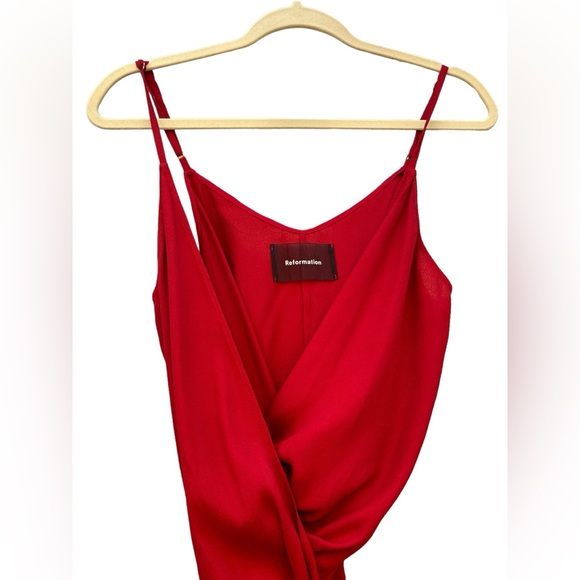 Reformation Ilona Wrap Top in Burgundy Red - LARGE - Picture 5 of 14